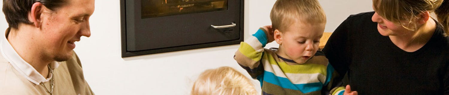 Ny peisinnsats i den gamle, åpne peisen Ny peisinnsats i den gamle, åpne peisen